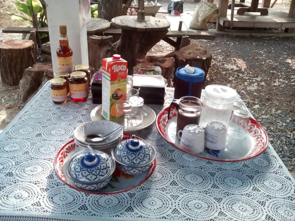 The Little Lopburi Village Екстер'єр фото