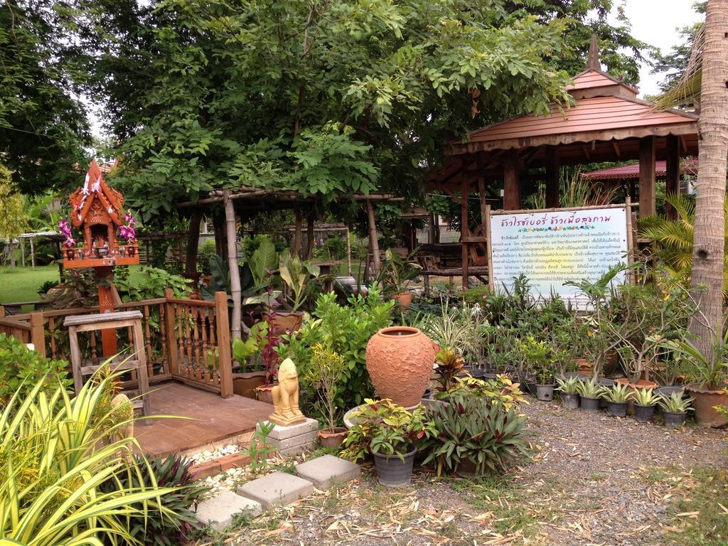 The Little Lopburi Village Екстер'єр фото