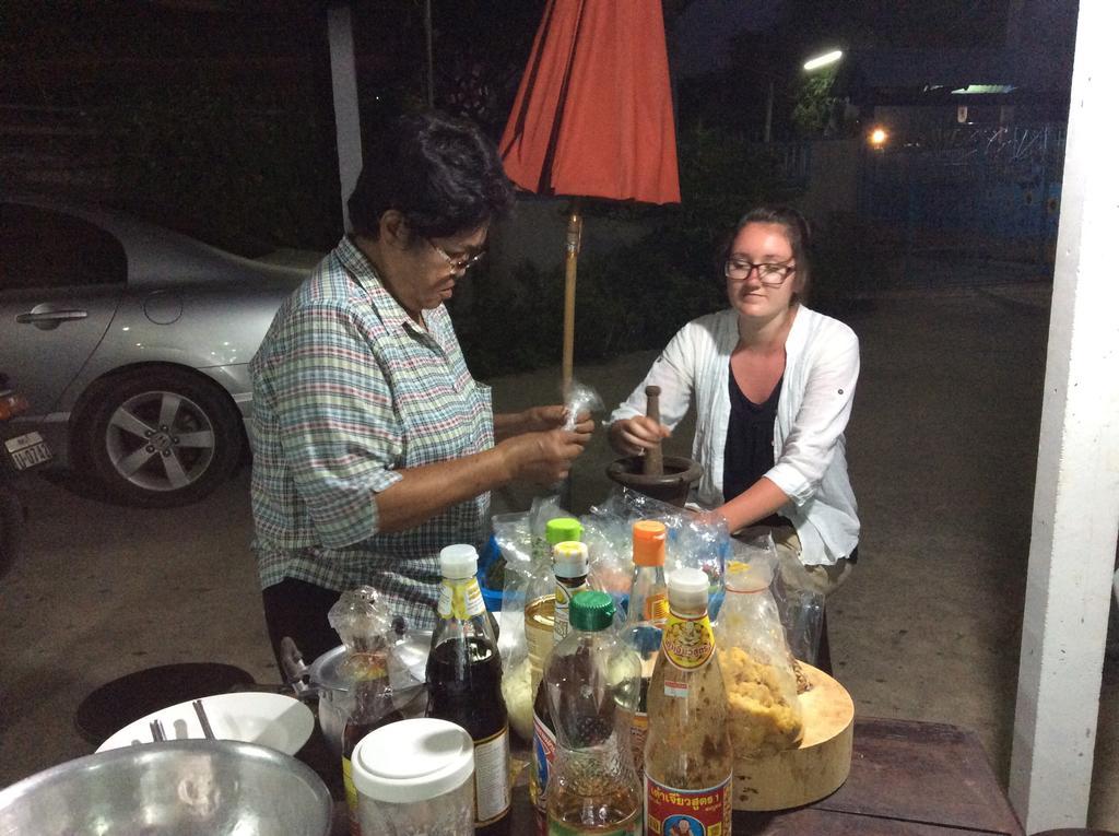 The Little Lopburi Village Екстер'єр фото