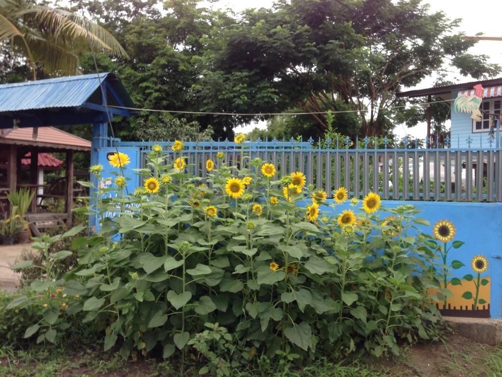 The Little Lopburi Village Екстер'єр фото