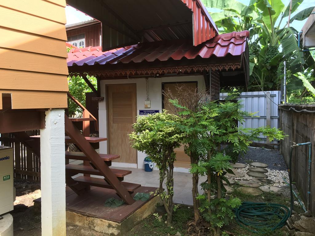 The Little Lopburi Village Екстер'єр фото