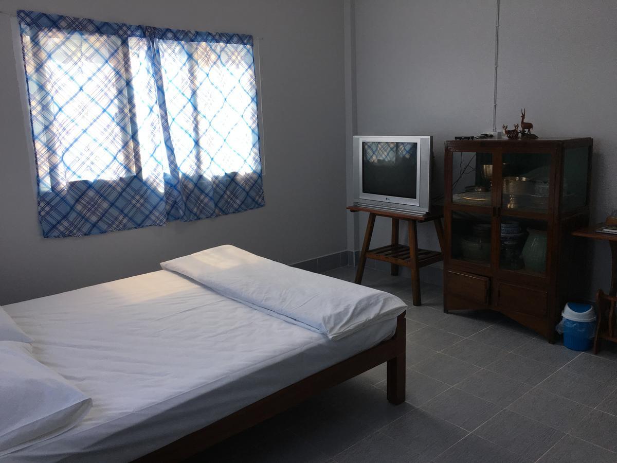 The Little Lopburi Village Екстер'єр фото
