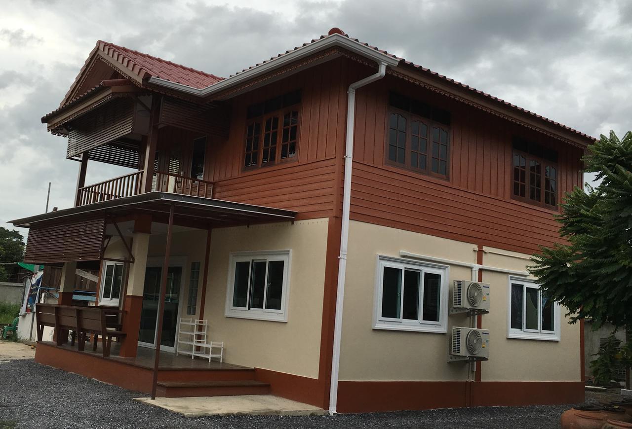 The Little Lopburi Village Екстер'єр фото
