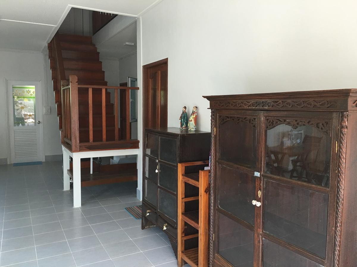 The Little Lopburi Village Екстер'єр фото